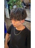 ツイストパーマ×マッシュヘア