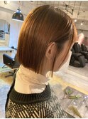ぱつっと切りっぱなしボブ