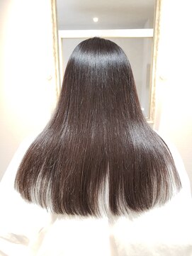 オルガ(Olga) 髪質改善/縮毛矯正/ストレート/ナチュラル/カラー/白髪染め