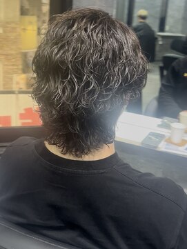 アノ(Ano.) サーフカールメンズウルフメンズカット波巻きパーマ