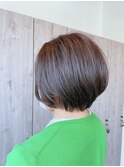 大人丸みショート×くすみアッシュカラー