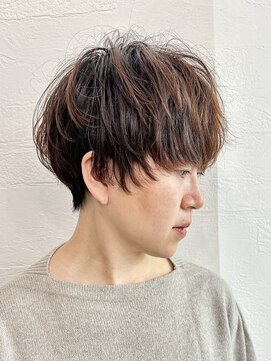 ルーム 荻窪(room) 大人マッシュショート束感パーマスタイルベージュ