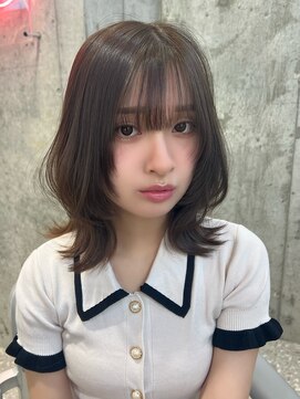 ルームバイシー 新宿(Loom. by Sea) イメチェン×美髪[ワイドバング/韓国/新宿/顔まわり]