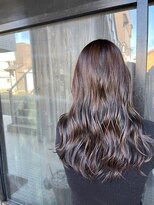 アイリス(IRIS) グレージュ切りっぱなしボブ前髪ありミニボブミルクティベージュ