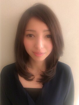 ロンド 銀座(Lond) 柔らかアッシュブラウン! 担当 吉澤弘哲