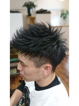 リアム ヘアアンドメイク(liam hair and make) ブロックモヒカン