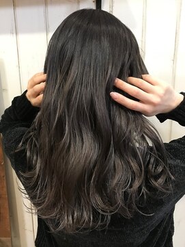 アールプラスヘアサロン(ar+ hair salon) アディクシーカラーで創るモードヘアアメジストグレー