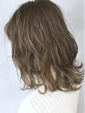 ヘアーワークス ヘルム 渋谷店(HAIR WORKS HELM) シークレットハイライトカラー