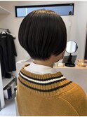 美シルエット/ショートカット/ボブ/前下がり/大人気/トレンド