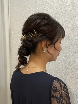 クオート(quoit) ヘアセット☆　編みおろしポニー　【クオート尾花】