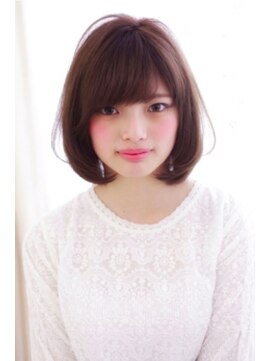 リーフ 三島店(LeaF) フェミニンボブ☆女性らしいミディアム