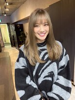 サニー 渋谷(SUNNY)&nbsp;グレーベージュ、レイヤーロング、ハイライト、ミルクティー