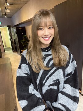 サニー 渋谷(SUNNY) グレーベージュ、レイヤーロング、ハイライト、ミルクティー