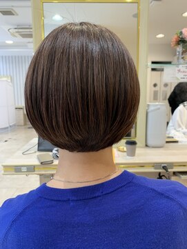 アッシュ 仙川店(Ash) 40代50代60代 クセ毛でもまとまるボブ