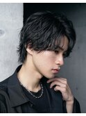 ツイストスパイラルパーマ前下がりツーブロック刈り上げマッシュ