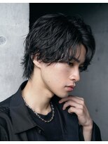 ツイストスパイラルパーマ前下がりツーブロック刈り上げマッシュ