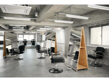 リベルテ 上板橋(liberte)の雰囲気（コンクリート打ちっぱなしのお洒落な店内 【上板橋/ときわ台】）