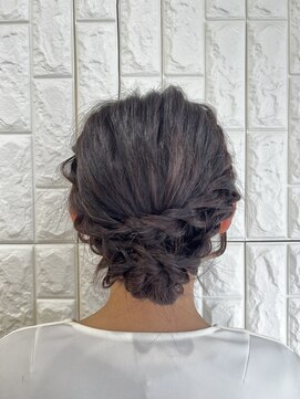 ヴェール レッシュブ 茂原店(Belle Lecheveu) シニョンアレンジ