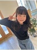 毛先カールでふんわり可愛いキッズロング
