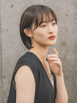 ガーデンヨコハマエスト(GARDEN YOKOHAMA est) ボブ　外ハネボブ　くびれヘア　夏　縮毛矯正　ハイライトカラー