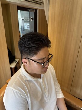 ヘアーモードキクチ 日本橋三越前店 フェード＋バックスタイル