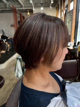 ビーチェ 小岩(Bice) 女性らしさが際立つ◎ふんわりマッシュショート/ブラウン