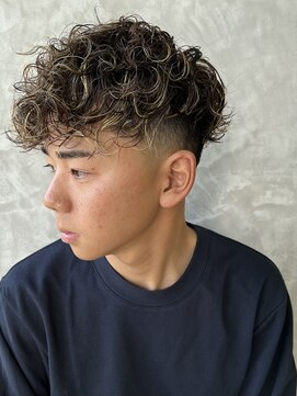 にもう スペインカール ハイトーンメッシュ サーフ