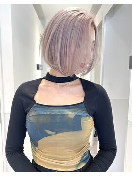 リノ(RLINO) 【名古屋、栄】ボブカット/ミルクティーベージュ