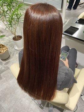 レヴリー(reverie) カッパーブラウン ブリーチなし トリートメント/心斎橋