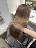 ナチュラルブラウン艶ストレート