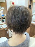 ショートボブ