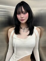 アイヴァン(AIVAN) セミロングレイヤー/シャギーカット/ダークアッシュ l
