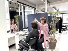 GOO/SYIP Scalp&Hair 東雲【6月8日NEW OPEN (予定)】の雰囲気（毛穴の状態をマイクロスコープカメラで確認適切なケアアドバイス）