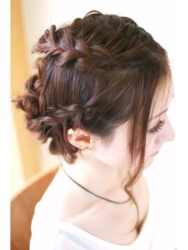 エムズ ヘアーコロラドロック(M's HAIR Colorado Rock) ★Ms hair★花かんむり風ヘアセット