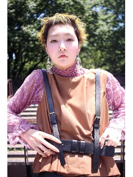 ゼンコー アオヤマ(ZENKO Aoyama) スリークショート×ヘルシーイエロー[表参道/青山/表参道駅]