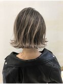 外国人風ボブ ハイライトバレイヤージュ グレージュ　白髪ぼかし