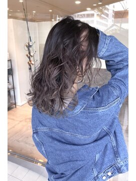 ヘアメイク シュシュ(Hair make chou chou) グレーのグラデーション【chou-chou 北林夏実】