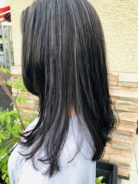 コレットヘア(Colette hair) グレイッシュハイライト