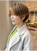 上品な大人のふんわりハンサムショート/透明感ベージュ@田中俊成