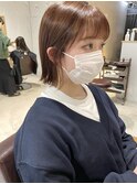 【三ツ井純】ショコラブラウンカラー耳かけ切りっぱなしボブ