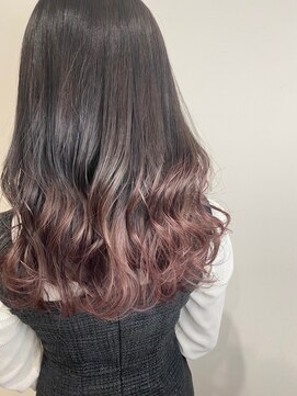 ファムバイアヴァンス(Femme by AVANCE.) グラデーションカラー×ピンク×髪質改善カラー
