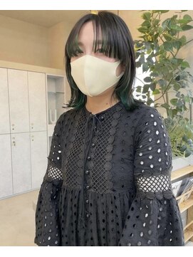 リットバイウェイズ(Lit by WAYS) ラインカット、 前髪と顔周りと裾にカラー