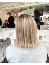 ワンランク上のデザインカラーでおしゃれヘアスタイルに★ 【渋谷】渋谷　渋谷駅