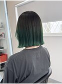 切りっぱなしボブ×グリーングラデーション