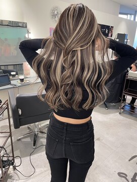 キング(K!ng) 縮毛矯正髪質改善ハイライトレイヤーカット枚方美容室エクステ