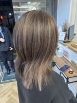 エルア(elua)&nbsp;ベージュハイライト！！