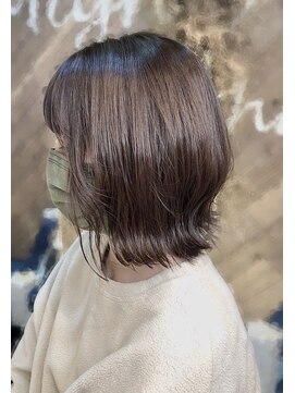 ムイミ(muimi) 【小顔見せ】外はねくびれボブ