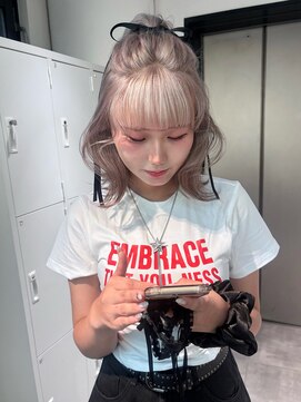 リンドトウキョウ ウメダ(LINDO TOKYO) 梅田/大阪/くすみベージュ/ピンクヘアー/ダブルカラー