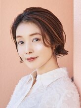 【白髪が気になり始めたあなたへ】頭皮と髪を整え、気になるお悩みに寄り添いながら美髪へ。