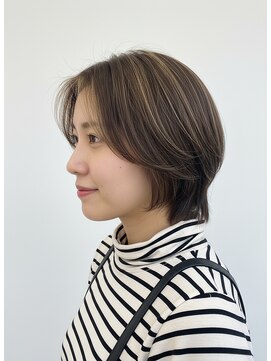 ブロッサム 東中野店 小顔似合わせカット◎脱白髪染めショートボブ
